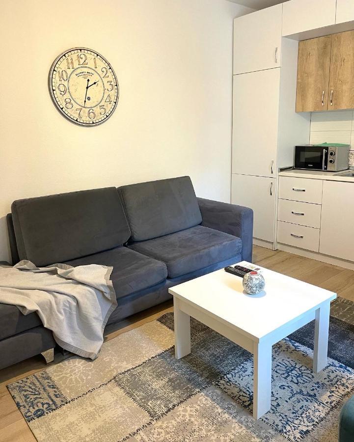 Apartment In The New Bazaar Of Tirana - Hana Blu المظهر الخارجي الصورة