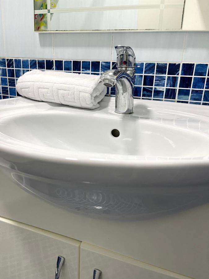 Apartment In The New Bazaar Of Tirana - Hana Blu المظهر الخارجي الصورة