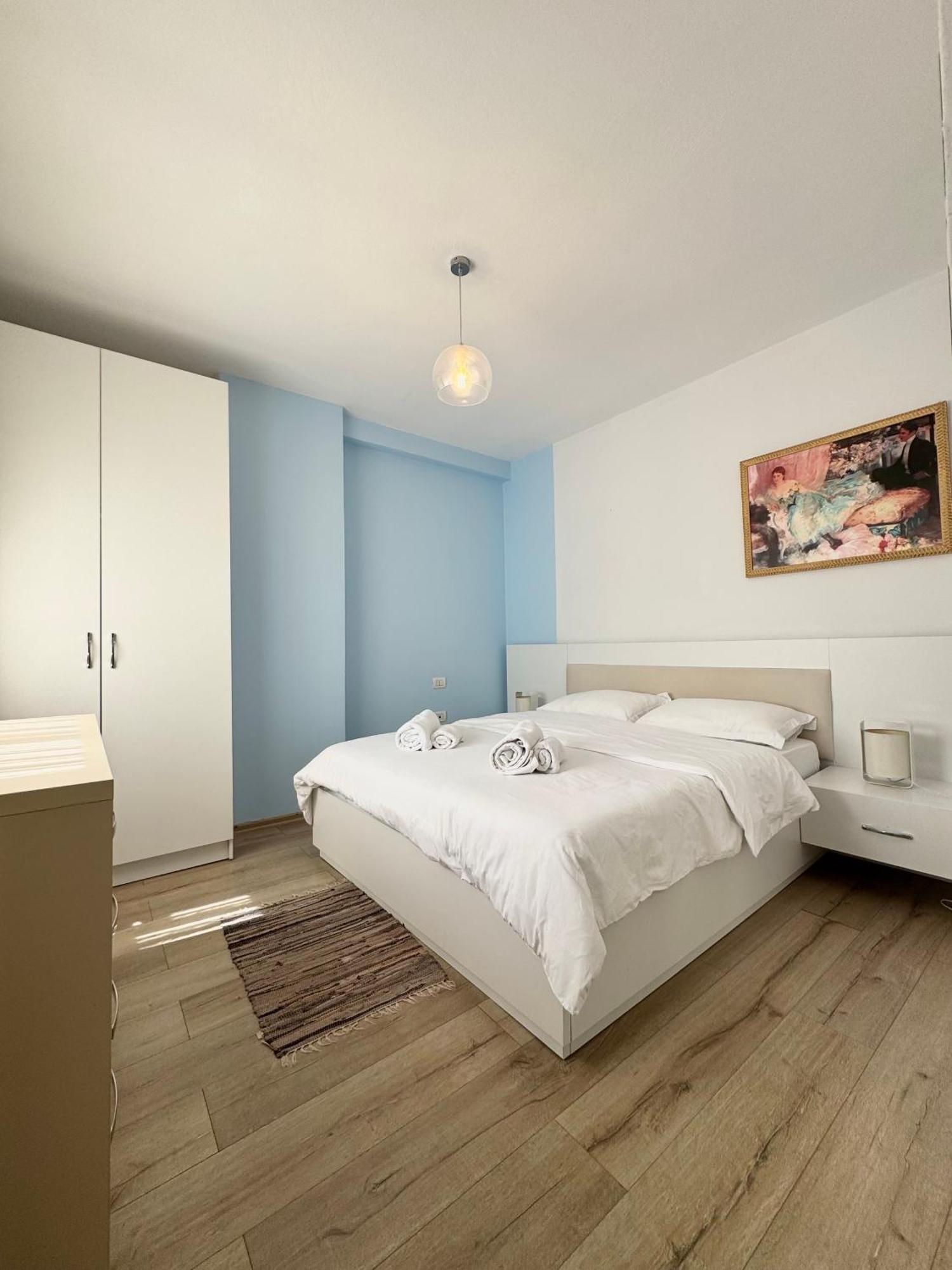 Apartment In The New Bazaar Of Tirana - Hana Blu المظهر الخارجي الصورة