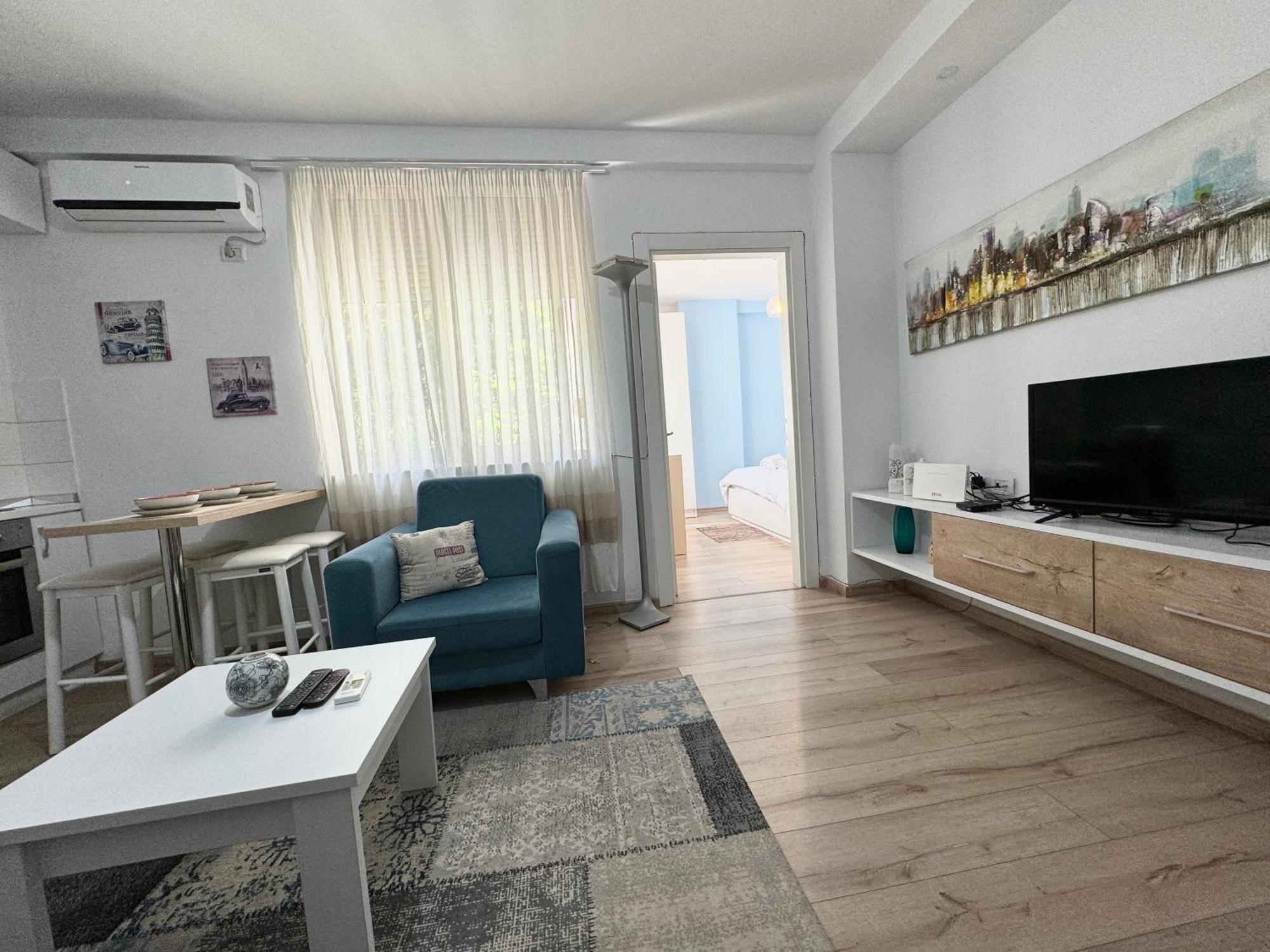 Apartment In The New Bazaar Of Tirana - Hana Blu المظهر الخارجي الصورة